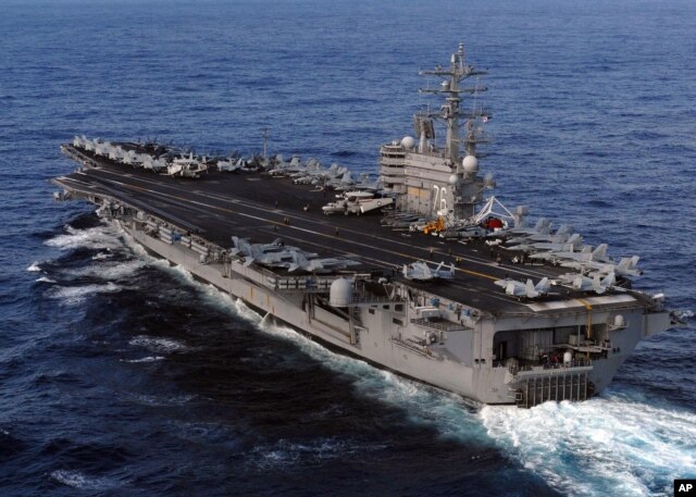 Chiếc USS Ronald Reagan phục vụ như một lực lượng phản ứng nhanh đối với bất kỳ hành vi khiêu khích nào có thể xảy ra trong khu vực.