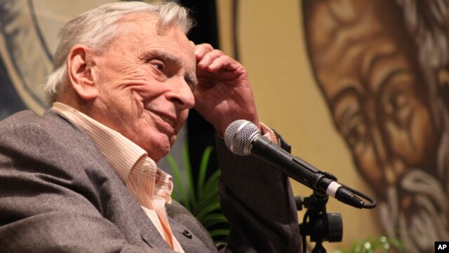 Foto de 2009 del autor y escritor Gore Vidal, quien falleció el 31 de julio de 2012, a la edad de 86 años, en Los Angeles.