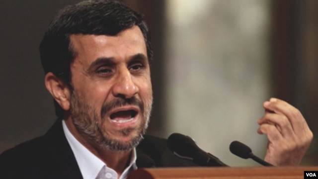 Presiden Iran Mahmoud Ahmadinejad mengatakan sanski Barat tidak akan menghentikan kemajuan ilmu dan teknologi di negaranya (foto: dok). 