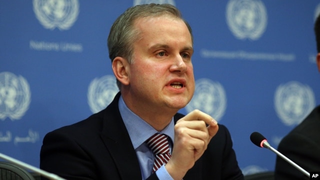 Danylo Lubkivsky, vice-chanceler da Ucrânia, fala à imprensa na sede das Nações Unidas em Nova Iorque, 25 de abril de 2014.