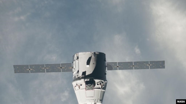 Phi thuyền không người lái Dragon của công ty SpaceX