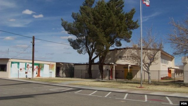 With enrollment dropping sharply over the last several years, officials plan to close Hinkley's only school next month. (VOA/C. Richard)