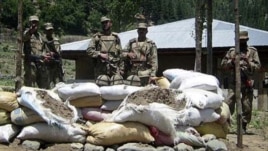 Binh sĩ tại một chốt kiểm sót ở Upper Dir, dọc biên giới Pakistan-Afghanistan
