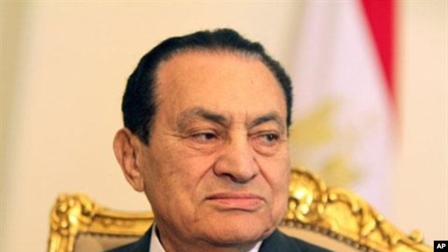 Former Egyptian President Hosni Mubarak (file photo)