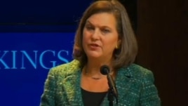 Bà Victoria Nuland, Trợ lý Bộ trưởng Ngoại giao Mỹ, trong bài phát biểu tại Viện Brookings, nói sự can thiệp của Nga vào Ukraine có thể gây khó khăn cho Hoa Kỳ trong việc hợp tác với Nga về những vấn đề khác.