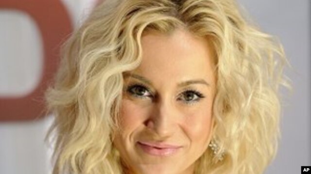 Kellie Pickler, una de las destacadas voces femeninas en Nashville.