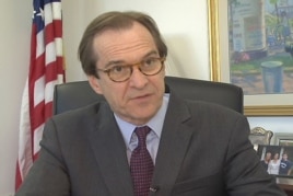 美国之音台长大卫•恩索尔(视频截图)