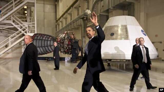 President Obama at Kennedy Space Center, 15 Apr 2010