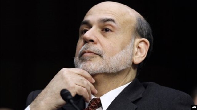 El presidente de la FED, Ben Bernanke, afirmó hace pocas semanas que el banco central está dispuesto a actuar para mejorar la economía de EE.UU., en caso de ser necesario.