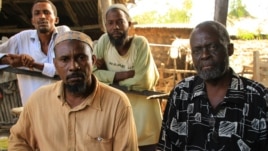 Mombasa Republican Council supporters in Likoni, Mombasa, Kenya, February 21, 2013. (VOA/J. Craig)