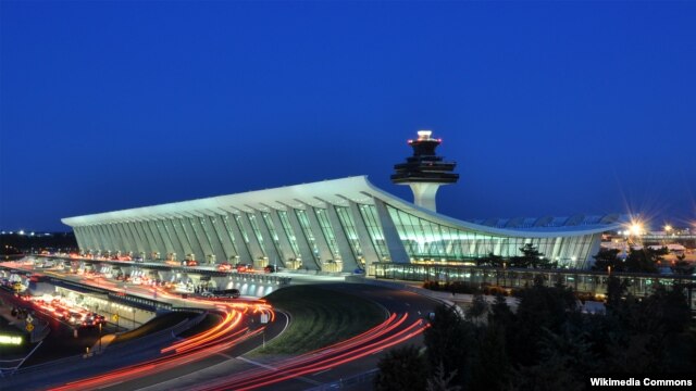 Sân bay Quốc tế Dulles bên ngoài thủ đô Washington.