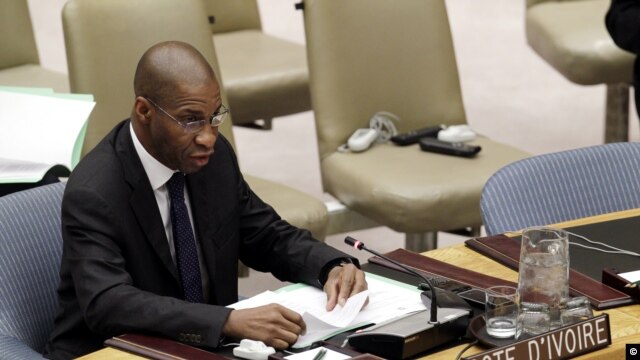 Youssoufou Bamba, UN Ivory Coast Ambassador speaking at Security Council, Jul 26, 2012 (UN photo)