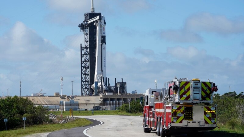  SpaceX:      ,   