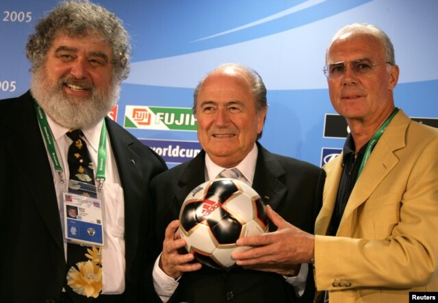 FILE - FIFA president Sepp Blatter Franz Beckenbauer (R) chairman of the local organizing committee (LOC) and FIFA Confederations Cup Chairman Chuck Blazer .