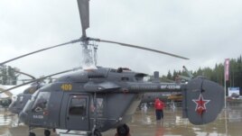 兩國計劃聯合在印度生產卡-226T直升機。 今年夏季莫斯科武器展上的卡-226直升機。 （美國之音白樺拍攝）