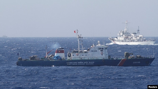 Tàu Cảnh sát biển Việt Nam. Hoa Kỳ nói khoản viện trợ cho Việt Nam không liên hệ tới tranh chấp Biển Đông với Bắc Kinh.