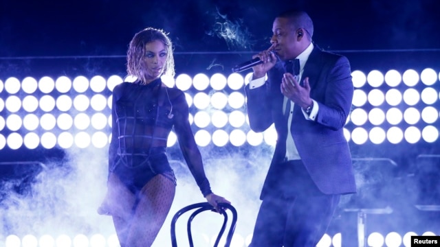 Beyonce and her hu*****and Jay-Z perform at the 56th annual Grammy Awards in Los Angeles, California, Jan. 26, 2014.