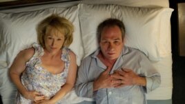 Kay Soames (MERYL STREEP) and Arnold Soames (TOMMY LEE JONES) in Columbia Pictures' HOPE SPRINGS.