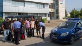 Shtohet trafiku i emigrantëve të huaj në Shqipëri