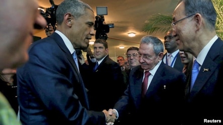 Obama, Castro Shake Hands At Summit Of Americas Voice Of America.