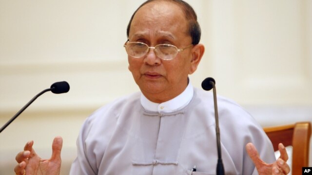 Burmese President Thein Sein talks during a press conference at Presidential House in Naypyitaw, Sunday, Oct. 21, 2012. 