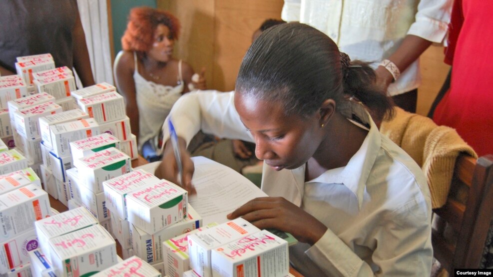 Raport i ri: Mjekimet kundër HIV dhe lufta kundër SIDA-s