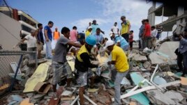 Ekuador, 233 të vdekur nga tërmeti
