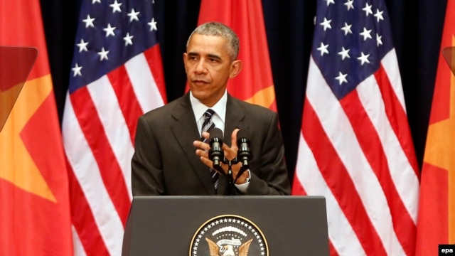 Tổng thống Mỹ Barack Obama phát biểu tại Trung tâm Hội nghị Quốc gia ở Hà Nội, ngày 24/5/2016.
