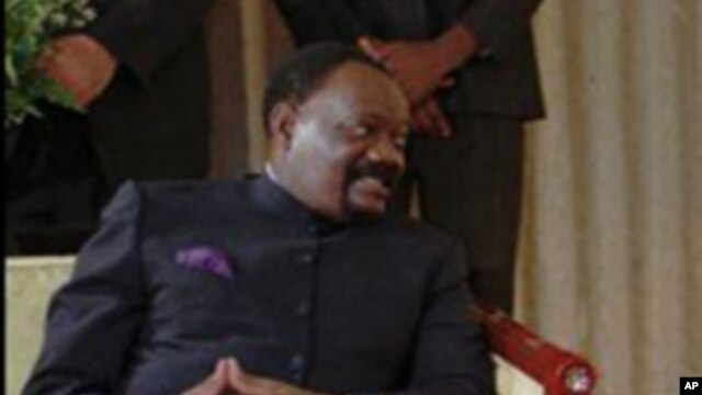Jonas Savimbi, em Luanda (foto de arquivo)