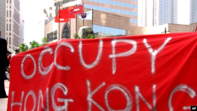 香港为推动普选展开“和平占领中环”公民抗争运动。