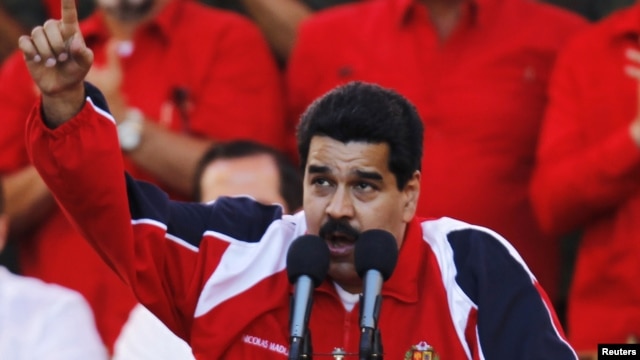 Nicolás Maduro lideró una manifestación multitudinaria al que asistió el gobierno en pleno.