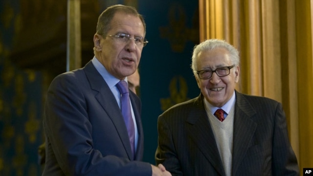 Ruski ministar inostranih poslova Sergej Lavrov i izaslanik UN-a za Siriju Lahdar Brahimi