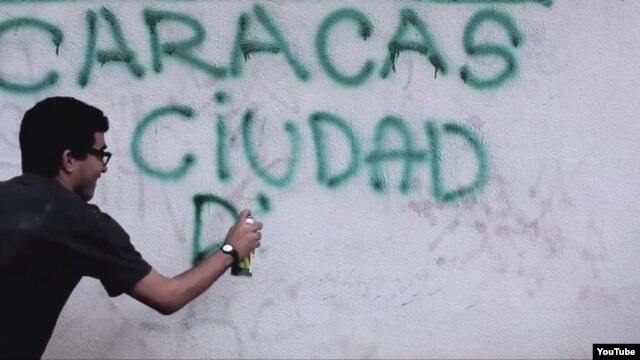 Escena del video "Caracas, ciudad de despedidas". [Foto: imagen de YouTube].