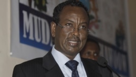 The new Somali Prime Minister Abdi Farah Shirdon speaks during a ceremony in Mogadishu, Somalia, October 6, 2012.