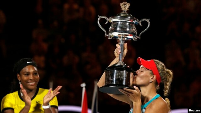 Kerber đoạt giải Grand Slam đầu tiên của năm nay, hạ cây vợt số 1 thế giới trong ba ván 6-4, 3-6, 6-4.