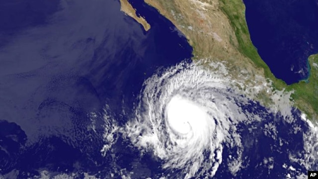 Imagen de la tormenta troopical Bud, tomada a las 2 a.m. del jueves 24 de mayo de 2012. Se podría convertir en huracán esta noche.