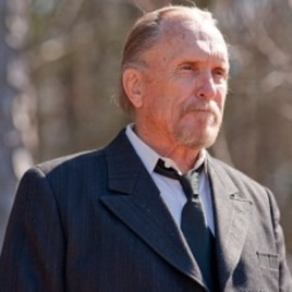 Robert Duvall as Felix Bush