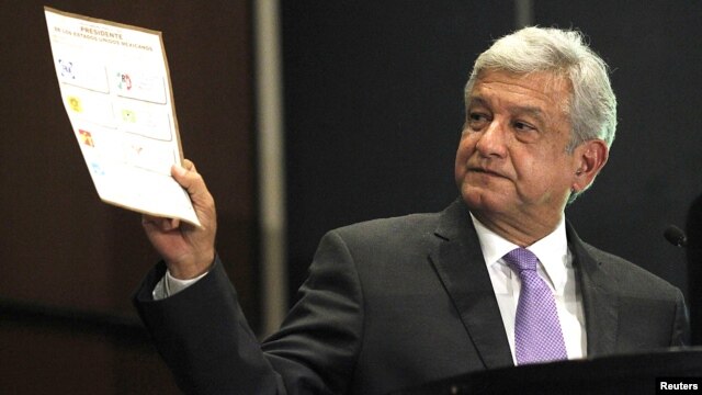 Andrés Manuel López Obrador, durante la conferencia de prensa en la que anunciaron su pedido por una nueva elección extraordinaria.
