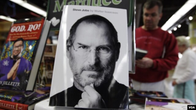 FBI: Jobs fue víctima de una extorsión investigada por la agencia en 1985.