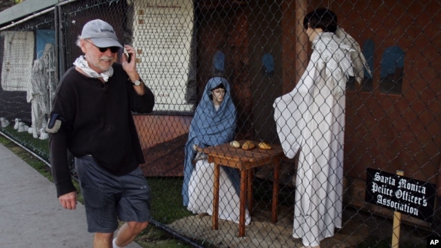 Hasta el año pasado se exhibieron los nacimientos en el parque Palisades. Iglesias buscan ahora otros lugares para poder seguir con la tradición.