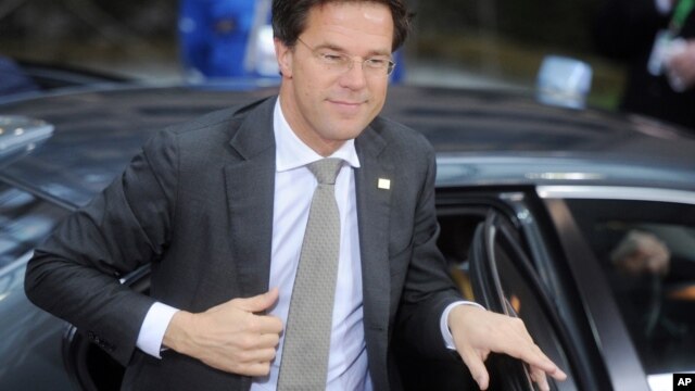 El primer ministro Mark Rutte presentó su dimisión a la reina Beatriz.