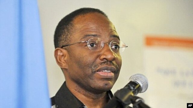 United Nations Operation in Ivory Coast (UNOCI) deputy human rights director Guillaume Ngefa gives a press conference in Abidjan ( March 2011 file photo)