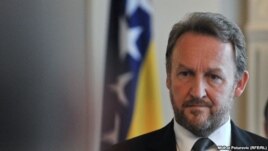 Bakir Izetbegović