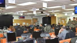 Inside the Joint Battle Simulation Center, US Army Garrison Yongsan, Seoul, South Korea, March 15, 2013. (S.L. Herman/VOA)