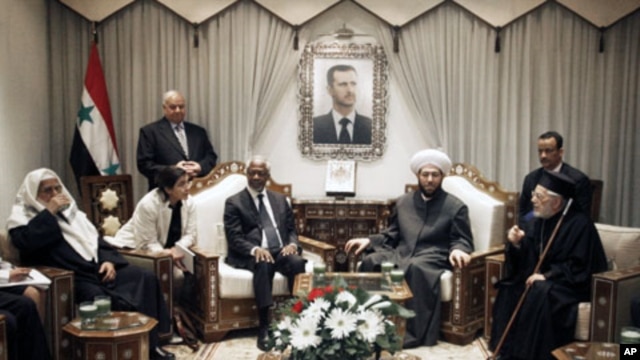 United Nations special envoy to Syria Kofi Annan (3rd Left) meets with Ahmad Badr Al Din Hassoun, Syria's Grand Muft (2nd Right), in Damascus, Syria, March 11, 201