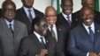 South Africa's President Jacob Zuma and Zimbabwe's President Robert Mugabe at the African Union summit in Addis Ababa, Ethiopia. May 26, 2013. 