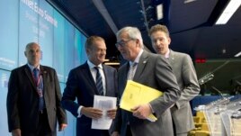 Chủ tịch Liên minh Châu Âu Donald Tusk (thứ hai từ bên phải) nói rằng thỏa thuận mới có 