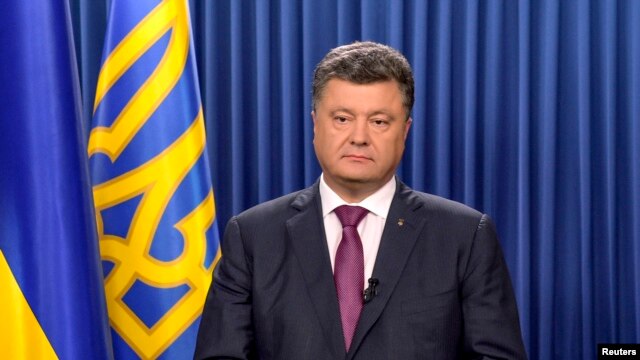 Tổng thống Nga Petro Poroshenko nói về quyết định giải tán quốc hội trong bài diễn văn hôm 25/8/14