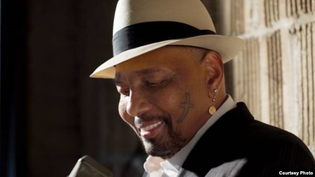 Aaron Neville