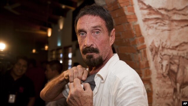 John McAfee, sáng lập viên hãng bảo mật McAfee. 